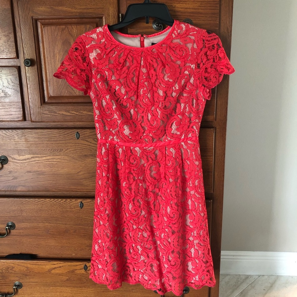Adrianna Papell Red Lace Short Sleeve Dress
